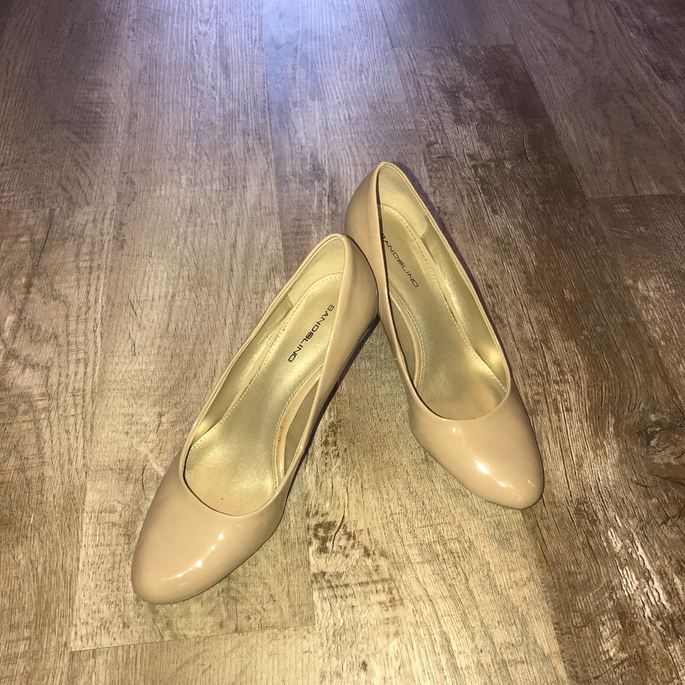 High Heels - Picture 2 of 5